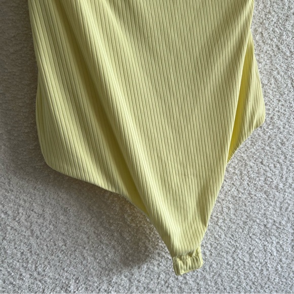 Privacy Please Revolve Women’s Bekka Canary Yellow Bodysuit Size Small‎ - Picture 7 of 16